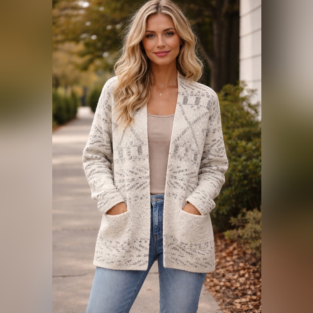 Knox Rose Geometric Cream and Gray Cardigan Size XL